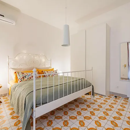 Apartment Caddipulina 200m Sea - Happy